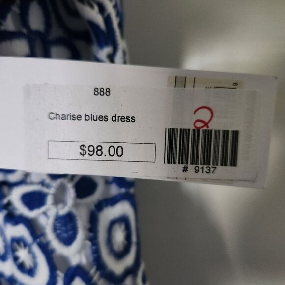 BB Dakota Women's Charise Blues Embroidered Lace Overlay Dress Size 2 - Picture 5 of 10